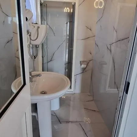 Отель Restorant Olti *