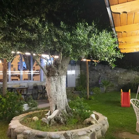 Restorant Olti فندق *